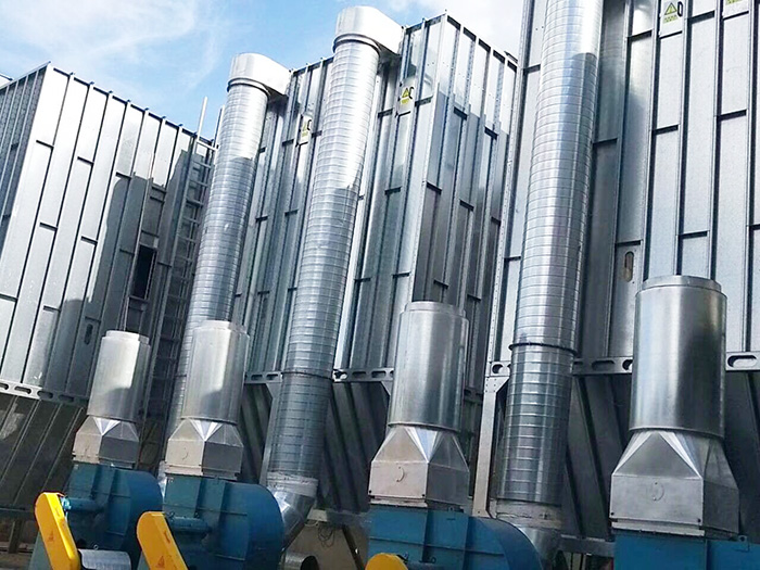 安裝通風(fēng)管道